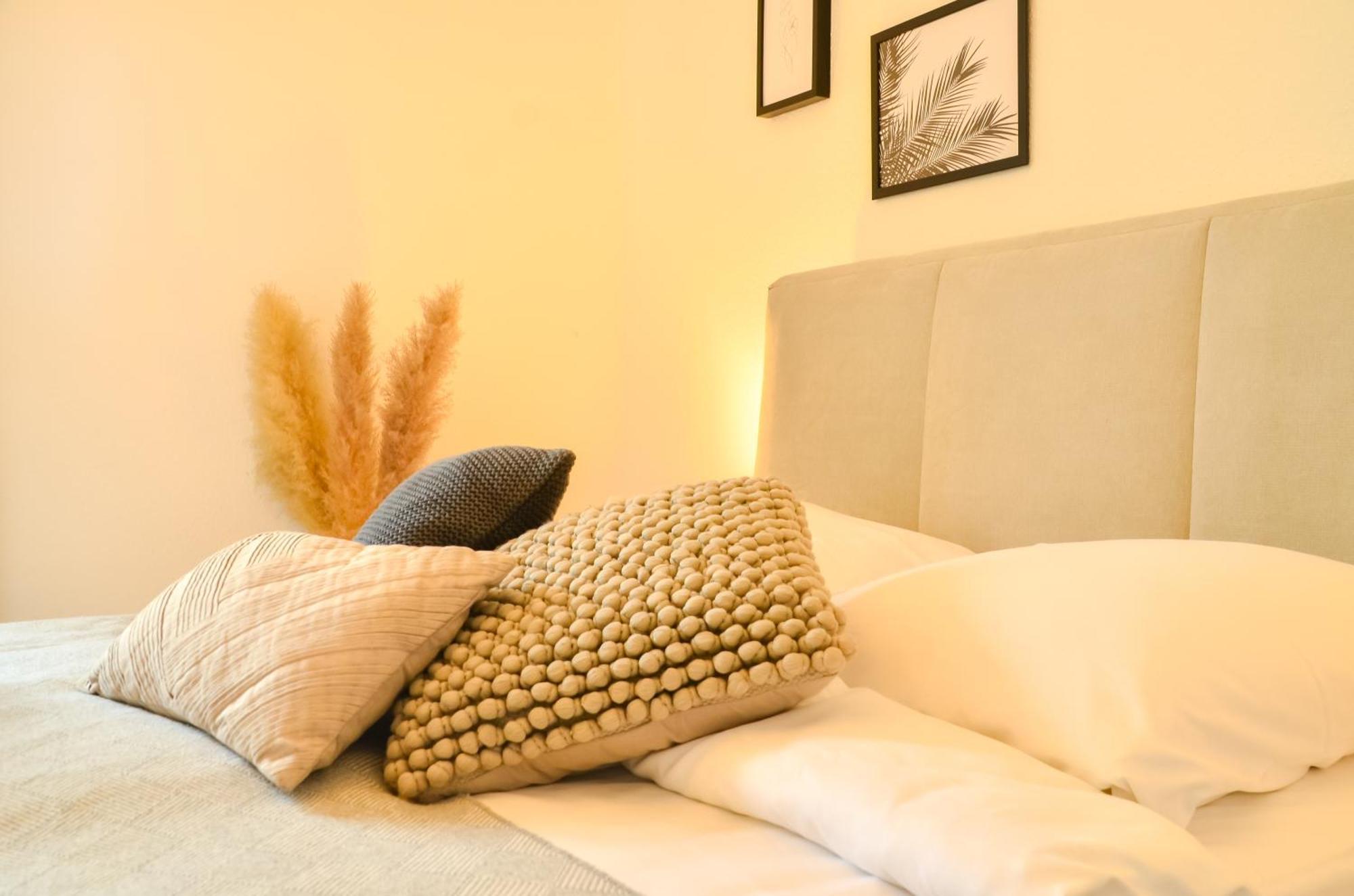 Milpau Buer 3 - Modernes Und Zentrales Premium-Apartment Mit Queensize-Bett, Netflix, Nespresso Und Smart-Tv Gelsenkirchen Ngoại thất bức ảnh